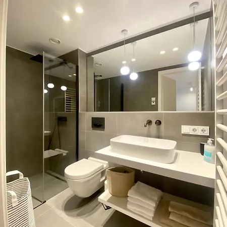 Apartment Luxury Flat With Terrace&parking-rtl1 *