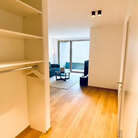 Apartment Luxury Flat With Terrace&parking-rtl1